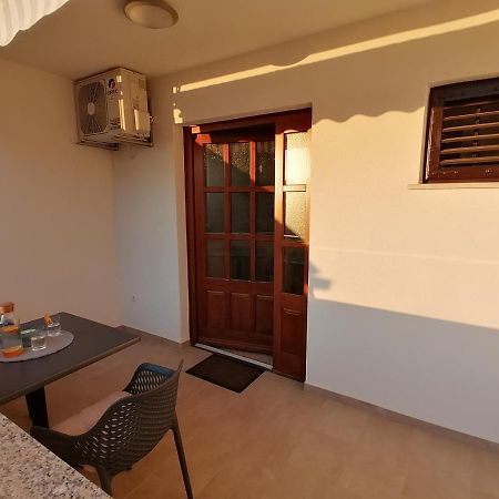 Apartment Mari Фунтана Экстерьер фото
