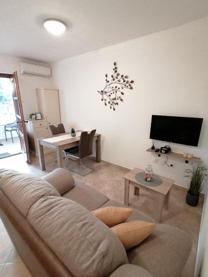 Apartment Mari Фунтана Экстерьер фото